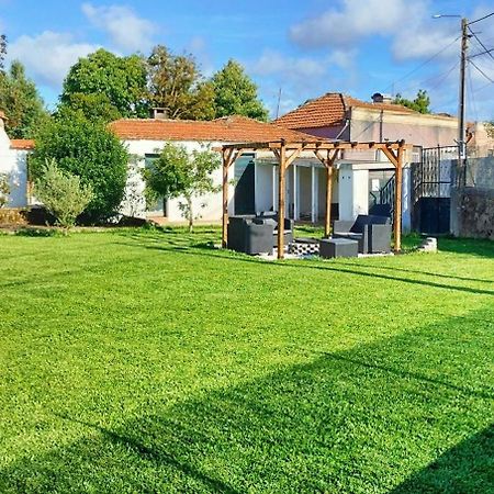 Villa House With Pool And Garden In Esmoriz Near Porto Esterno foto